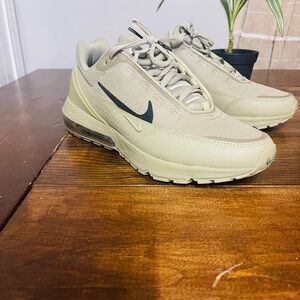 Nike Air Max Pulse Men's Sneakers - Olive and Black